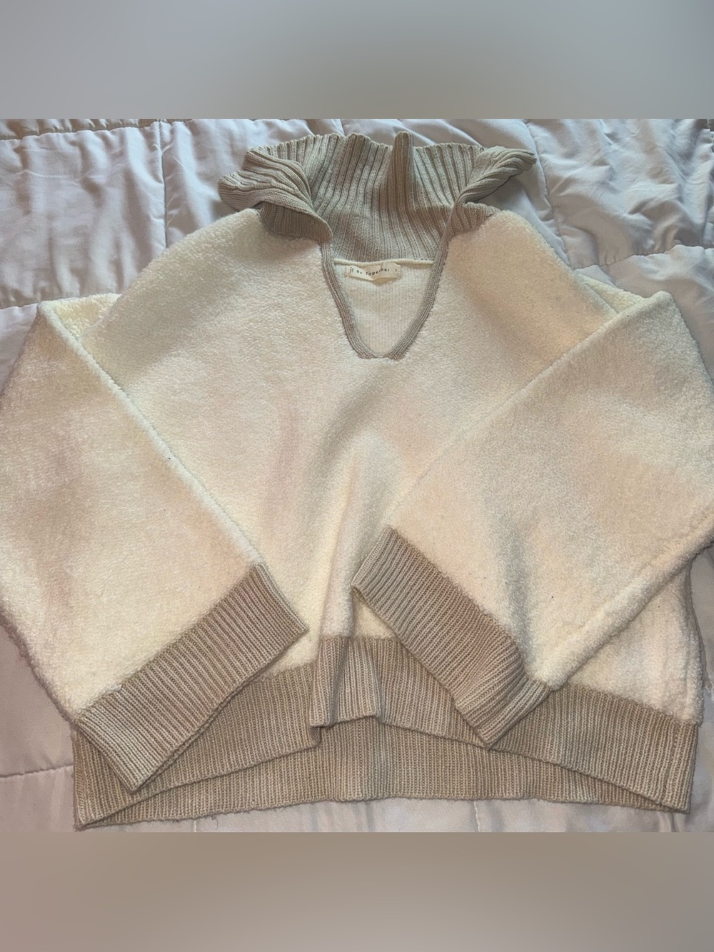 Cozy Cream & Taupe Funnel Neck Sweater size women’s small